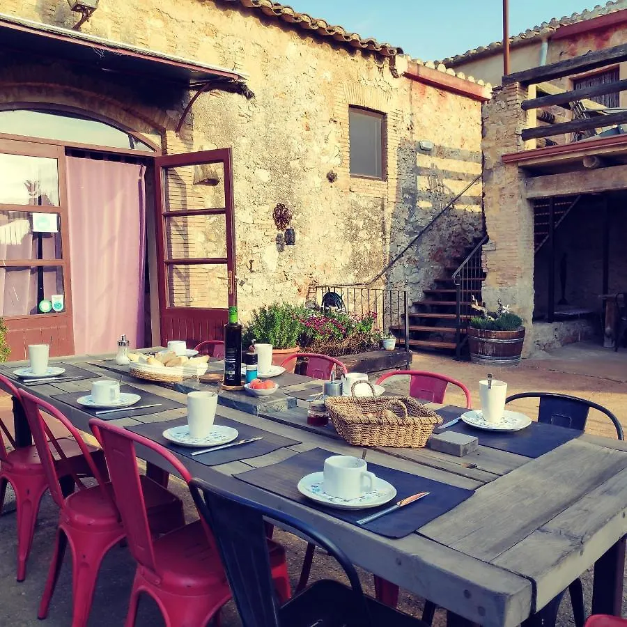 Mas Del Llop Blanc - Dog Friendly Hostal Rural - B&B Sobrestany Spanje